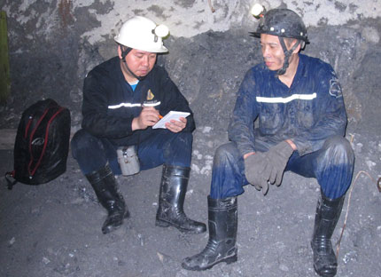 Xu&acirc;n về dưới độ s&acirc;u 345m 2