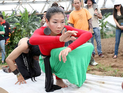 ”Chợ quê” của Đào Anh Khánh  gây tranh cãi 1