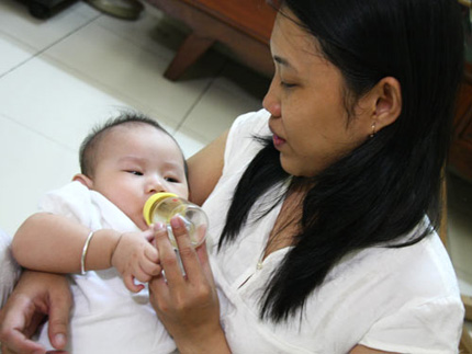 Những ch&iacute;nh s&aacute;ch c&oacute; hiệu lực từ 1/5: Lao động nữ nghỉ thai sản 6 th&aacute;ng 1