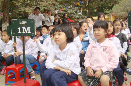 Tuyển sinh đầu cấp tại Hà Nội: Cửa hẹp trường công  1
