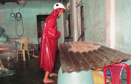 B&atilde;o đi qua, x&oacute;t xa ở lại 3