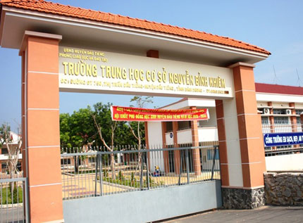 Có nên “thưởng” du lịch mạo hiểm cho học sinh? 1