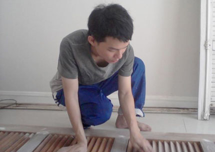 Sinh viên không có tiền về quê, ngậm ngùi ăn Tết xa nhà 1