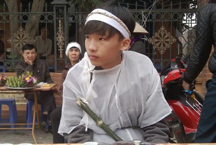 Nh&aacute;t dao oan nghiệt v&agrave; người cha hết l&ograve;ng v&igrave; con 1