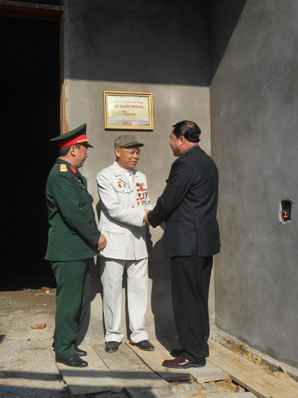 Nước mắt cựu binh rơi trong ngày vui 2