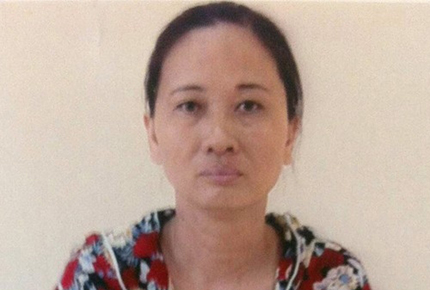 Nh&acirc;n t&igrave;nh của chồng d&ugrave;ng bả ch&oacute; hạ s&aacute;t vợ 1