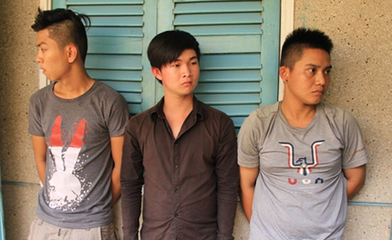 Đầu th&uacute; nhưng kh&ocirc;ng khai d&ugrave;ng s&uacute;ng điện bắn người 1
