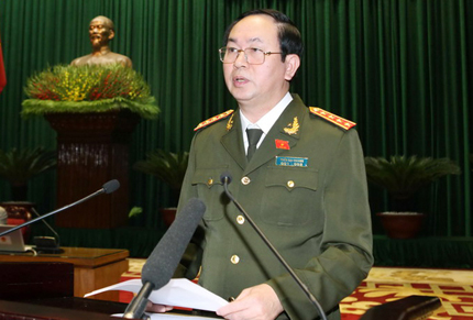 Đang đi tù vẫn có thể làm thẻ căn cước 2