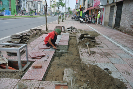 Lại &ldquo;họp khẩn&rdquo; chỉ để kiểm điểm? 1