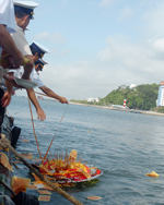 Cuộc nghênh tiếp tàu Ma-đôc trong hồi ức anh hùng 2