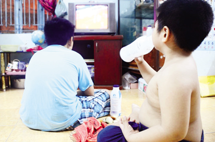 &ldquo;Kh&oacute;c th&eacute;t&rdquo; với thực đơn của một &ldquo;sumo nh&iacute;&rdquo;  1