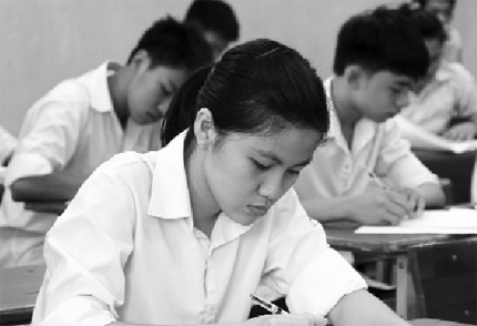 Thi THPT Quốc gia 2015: GS Đ&agrave;o Trọng Thi chỉ ra điểm &ldquo;xộc xệch&rdquo; 1