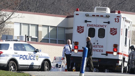 Thảm sát tại trường trung học ở Mỹ, 21 người bị thương 2