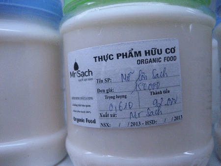 Sau vi phạm, Mr Sạch đổi tên thành "Thực phẩm sạch", giá bán không đổi 4