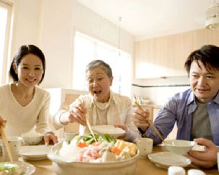 Mẹ chồng đoảng, con dâu phải...dạy 1