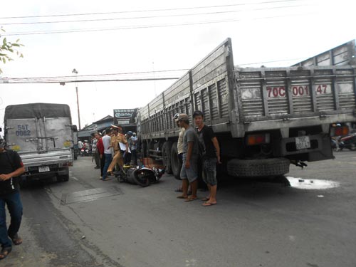 Nữ sinh bị c&aacute;n qua đầu chết thảm  1