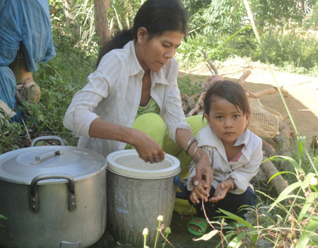 Công tác dân số góp phần phát triển kinh tế ở Buôn Tría  2