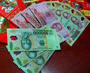 Cơn ác mộng tiền mừng tuổi của nàng dâu mới 1 Cơn ác mộng tiền mừng tuổi của nàng dâu mới 1