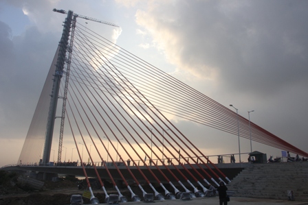 Đ&agrave; Nẵng kh&aacute;nh th&agrave;nh ba c&ocirc;ng tr&igrave;nh lớn trong một ng&agrave;y 2