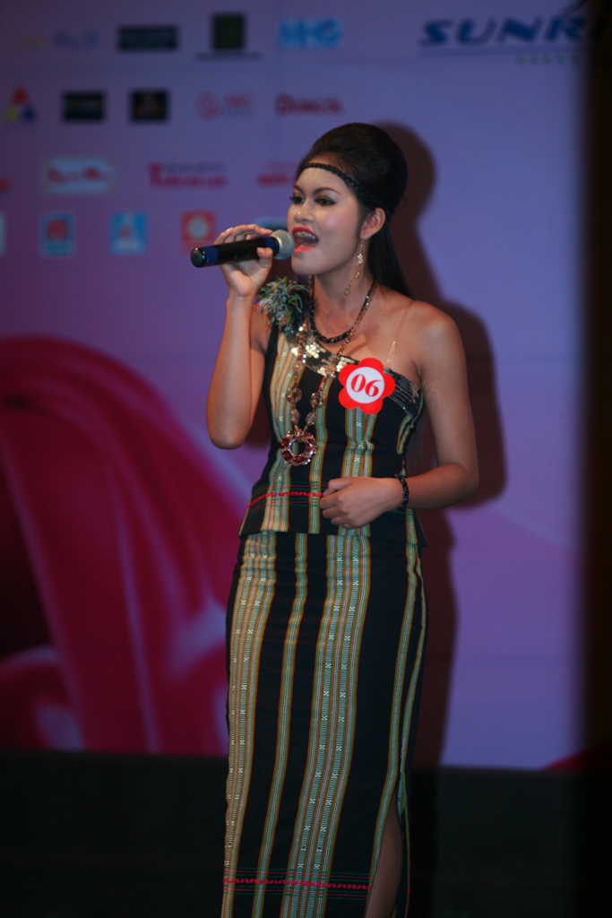 Xem Hoa hậu các dân tộc Việt Nam thi tài năng 10