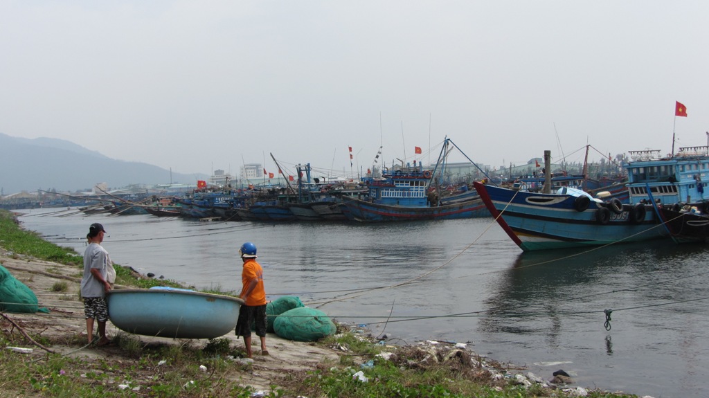 Cận cảnh người dân Đà Nẵng chuẩn bị đối phó siêu bão Haiyan 15