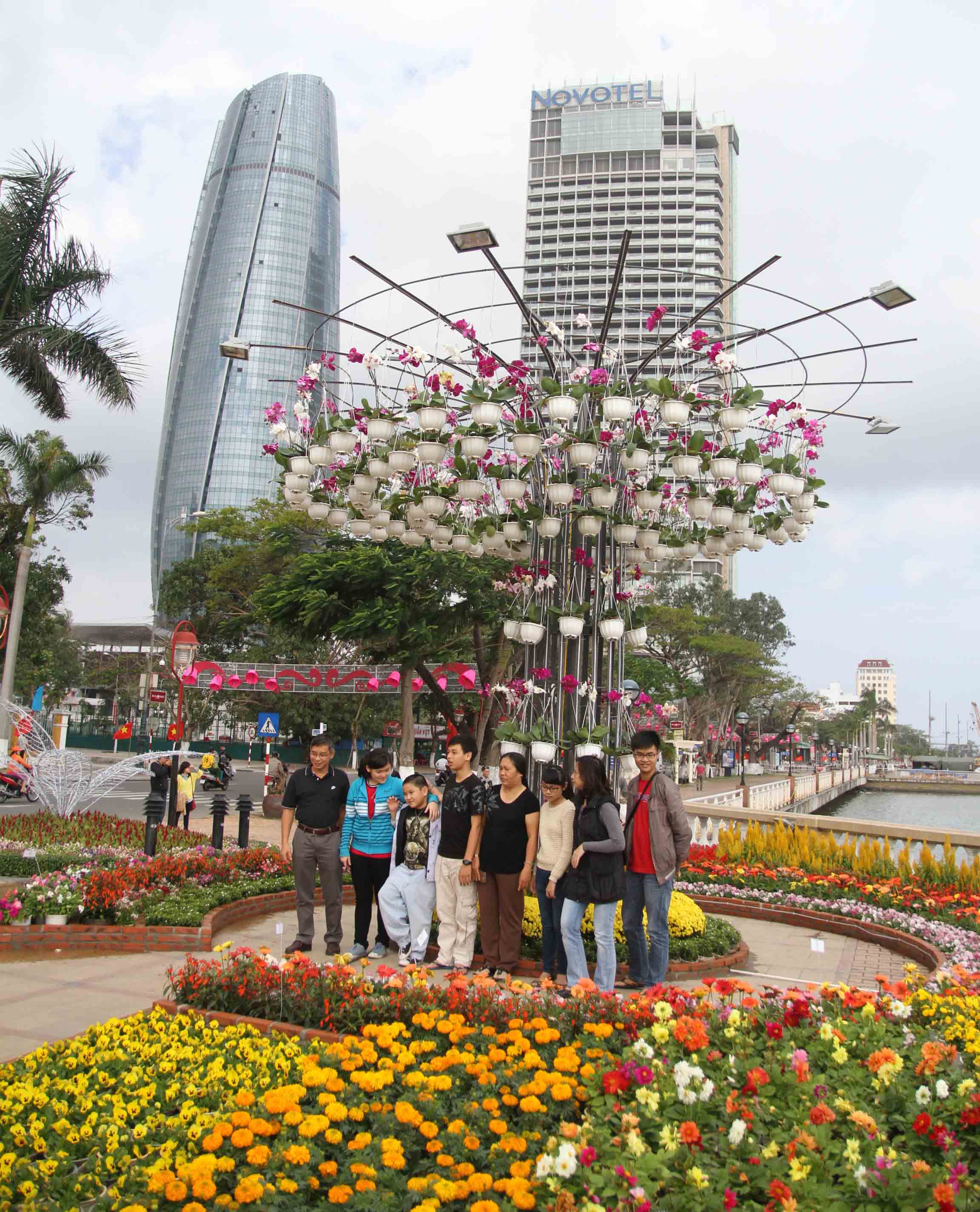 Sắc xu&acirc;n rực rỡ ở Đ&agrave; Nẵng 9