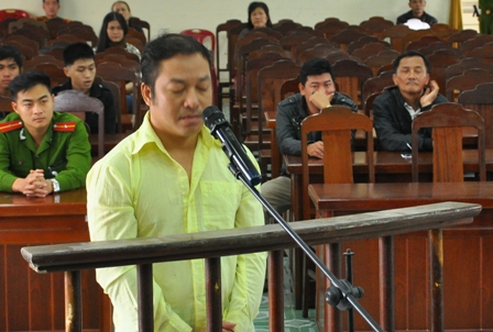 &ldquo;Nổ&rdquo; quen biết l&atilde;nh đạo để lừa tiền của nhiều người 1
