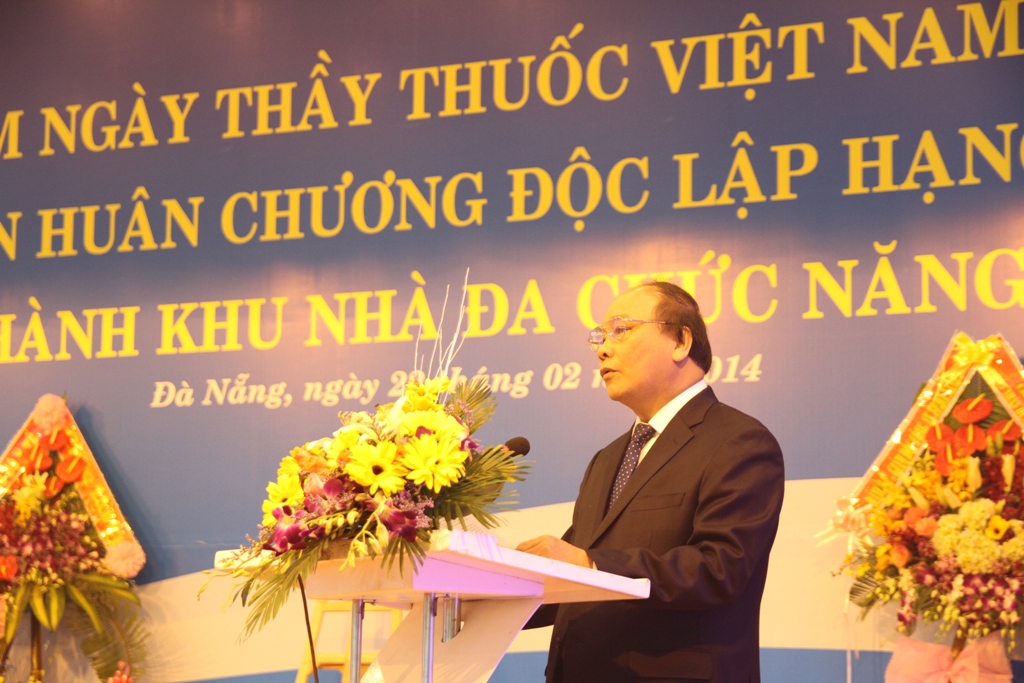 Bệnh viện C Đ&agrave; Nẵng đ&oacute;n nhận Hu&acirc;n chương độc lập hạng Nh&igrave; 2
