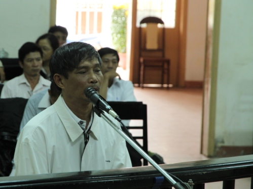 L&ugrave;i &ocirc; t&ocirc; đ&acirc;m chết một thiếu nữ 1