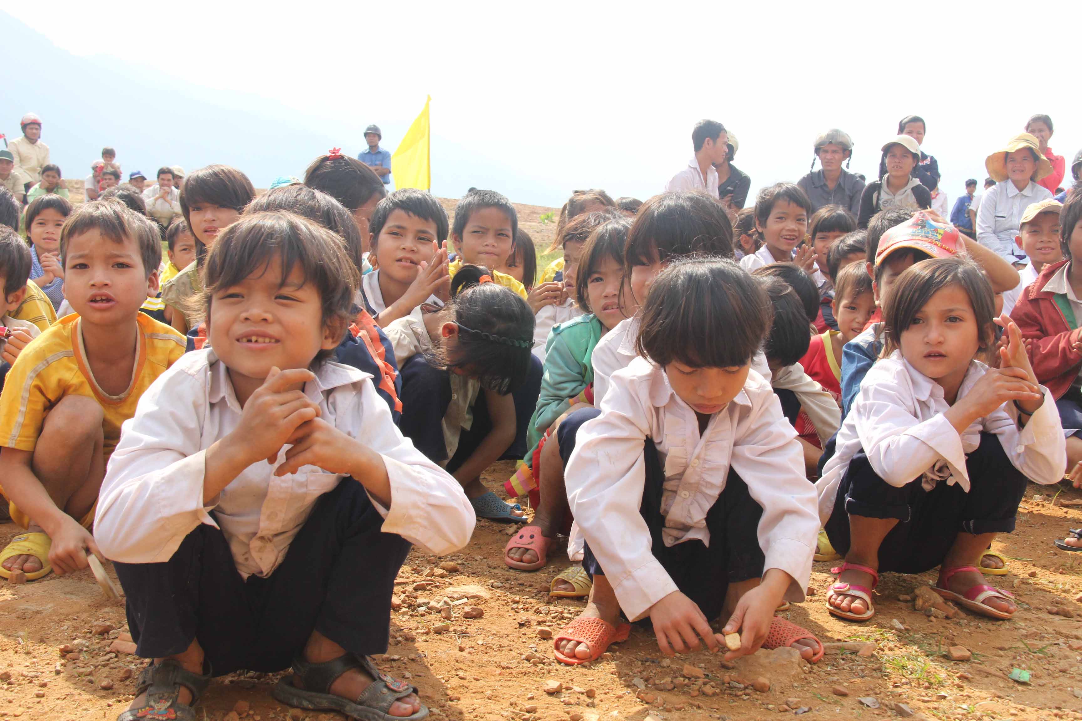 Hồn nhiên ăn mì tôm sống học bài 17
