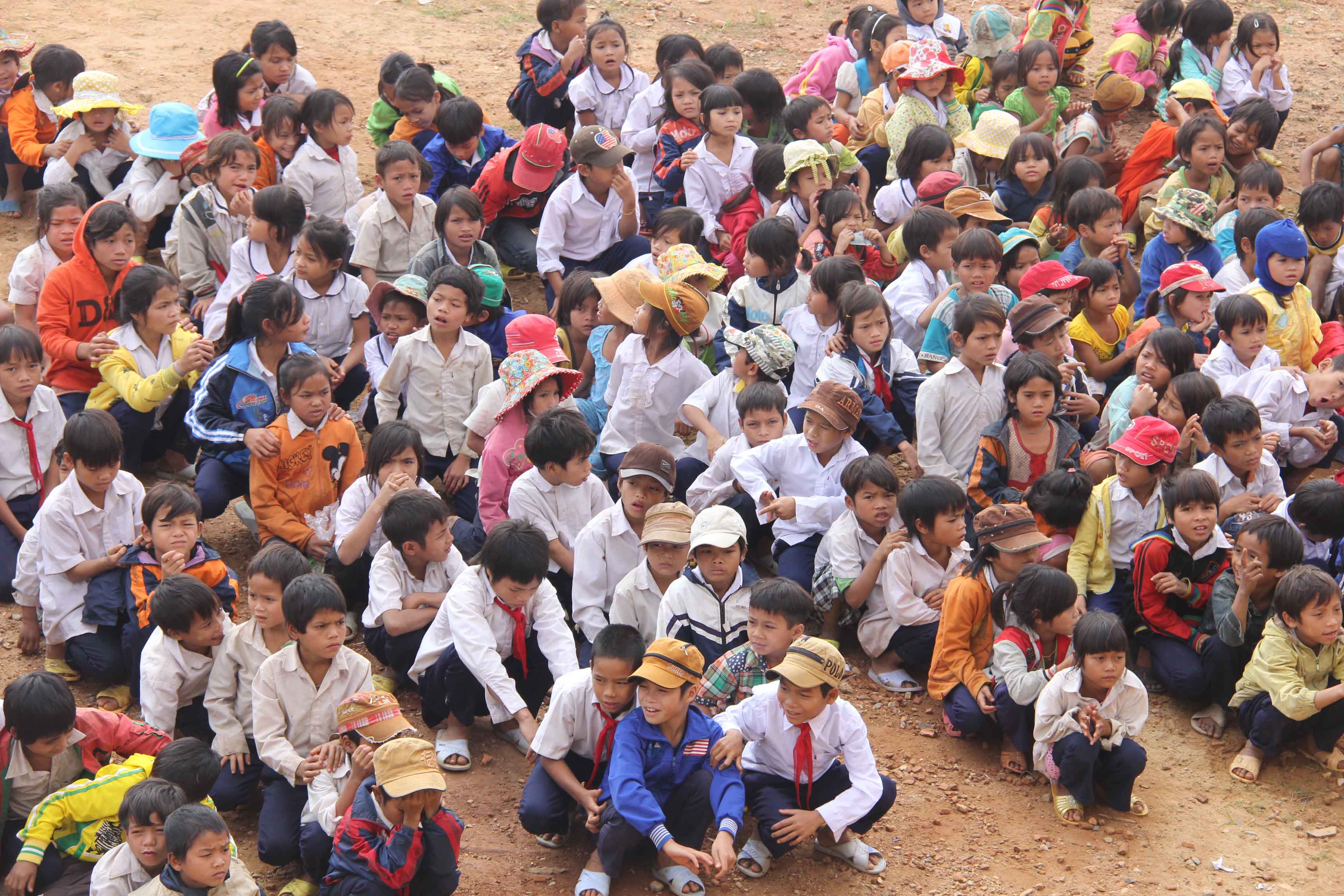 Hồn nhiên ăn mì tôm sống học bài 4