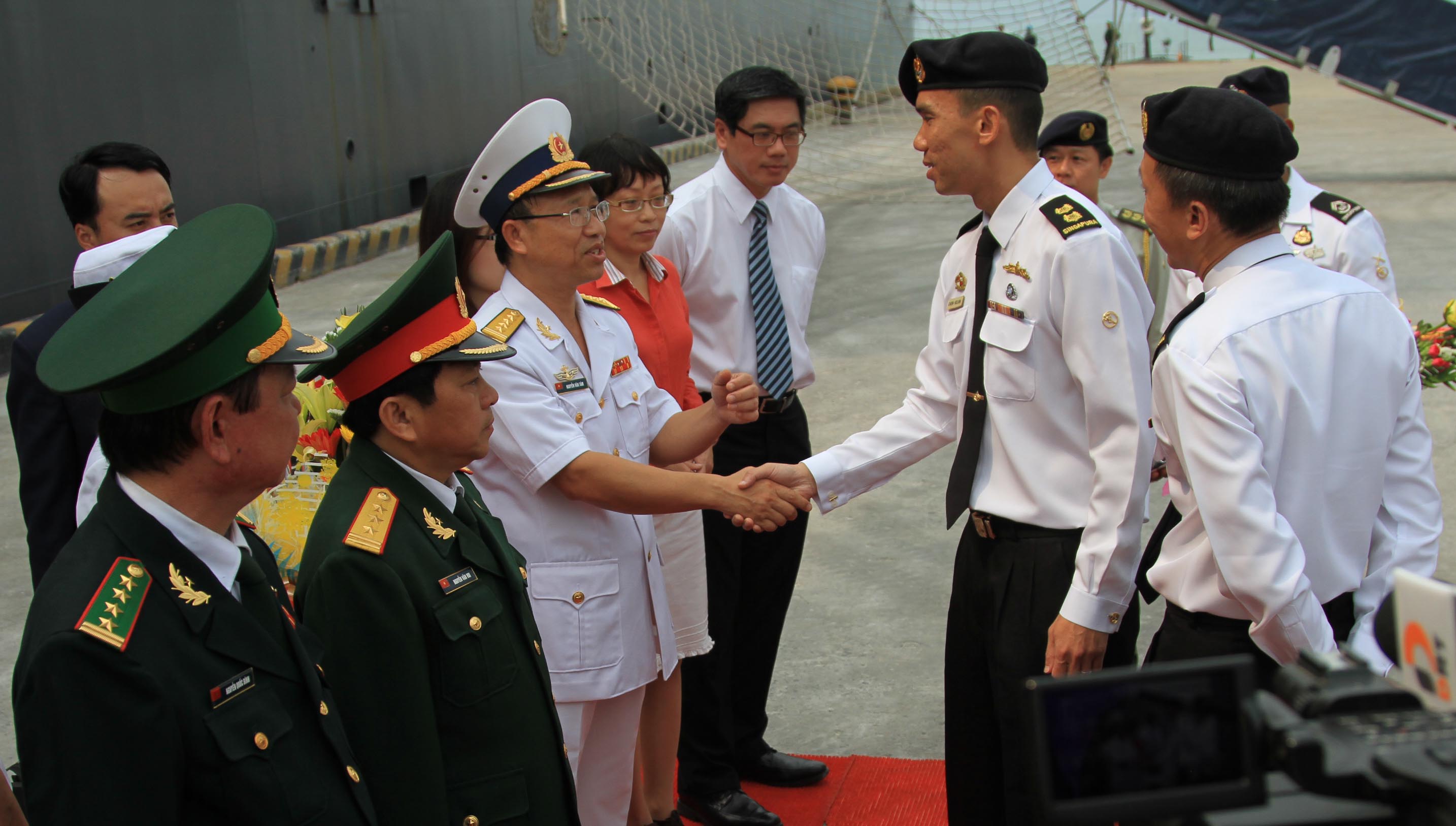 Tàu Hải quân Singapore thăm Đà Nẵng 2