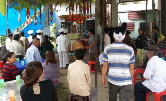 "Cả nh&agrave; kh&ocirc;ng ai hiểu v&igrave; sao Linh lại đ&acirc;m chết cha" 2