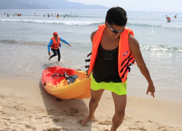 C&ocirc; g&aacute;i Huế đoạt giải Miss Kayak &ldquo;Vượt s&oacute;ng Mỹ Kh&ecirc;&rdquo; 10