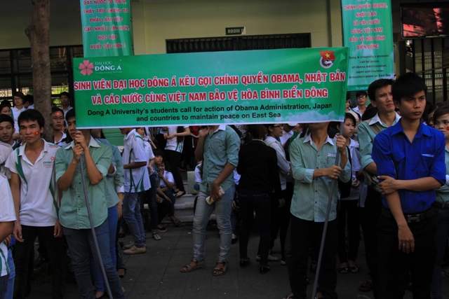Những h&igrave;nh ảnh đẹp của sinh vi&ecirc;n hướng về biển đảo 3