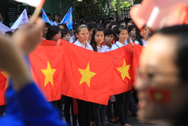 Những h&igrave;nh ảnh đẹp của sinh vi&ecirc;n hướng về biển đảo 10