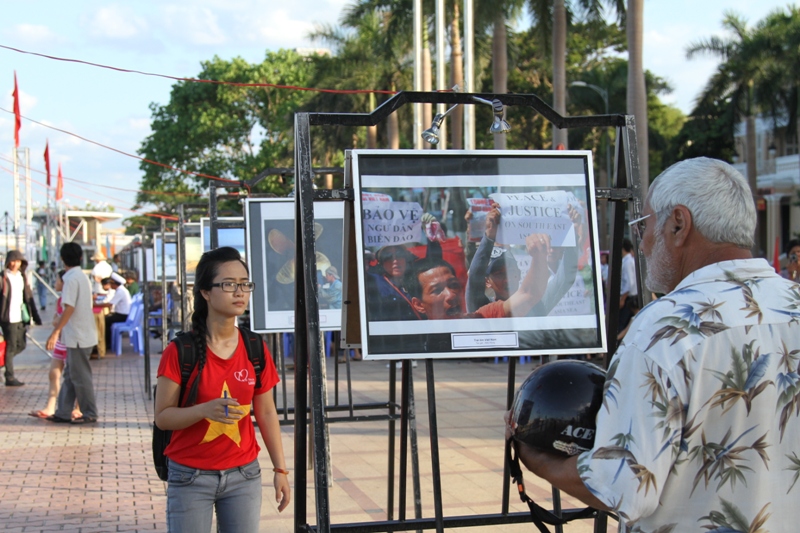 Đ&agrave; Nẵng triển l&atilde;m ảnh &ldquo;Biển đảo qu&ecirc; hương&rdquo; 2