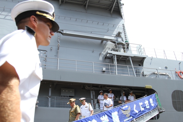 T&agrave;u Lực lượng tự vệ Nhật Bản c&ugrave;ng thủy thủ đo&agrave;n đa quốc gia đến Đ&agrave; Nẵng 3