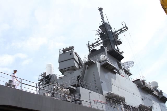 T&agrave;u Lực lượng tự vệ Nhật Bản c&ugrave;ng thủy thủ đo&agrave;n đa quốc gia đến Đ&agrave; Nẵng 7