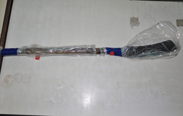 Kinh ho&agrave;ng ch&eacute;m chết người y&ecirc;u khi đang nằm ngủ b&ecirc;n mẹ  2