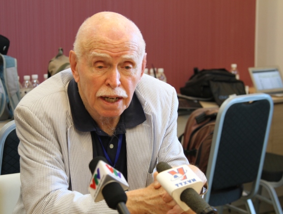 Học giả quốc tế ph&ecirc; ph&aacute;n Trung Quốc hạ đặt gi&agrave;n khoan tr&aacute;i ph&eacute;p tr&ecirc;n v&ugrave;ng biển Việt Nam 5