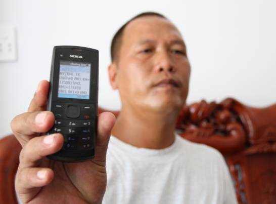 Mua thẻ c&agrave;o tr&ocirc;i nổi, nhiều kh&aacute;ch h&agrave;ng bị Vinaphone trừ sạch tiền 3