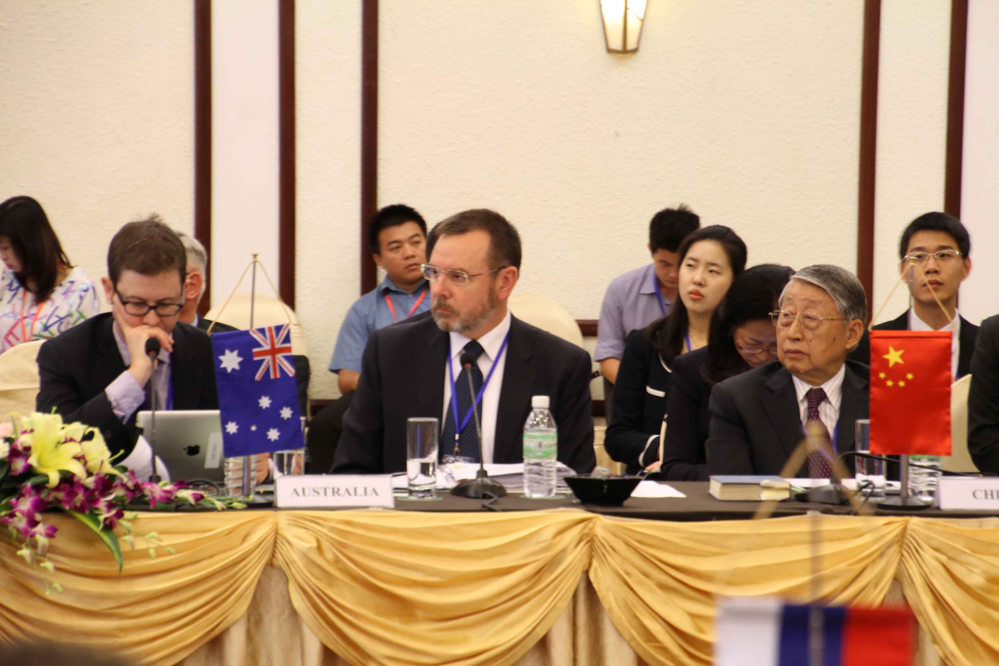 Tạo m&ocirc;i trường h&ograve;a b&igrave;nh, ổn định, an ninh, an to&agrave;n h&agrave;ng hải ở khu vực ASEAN 2