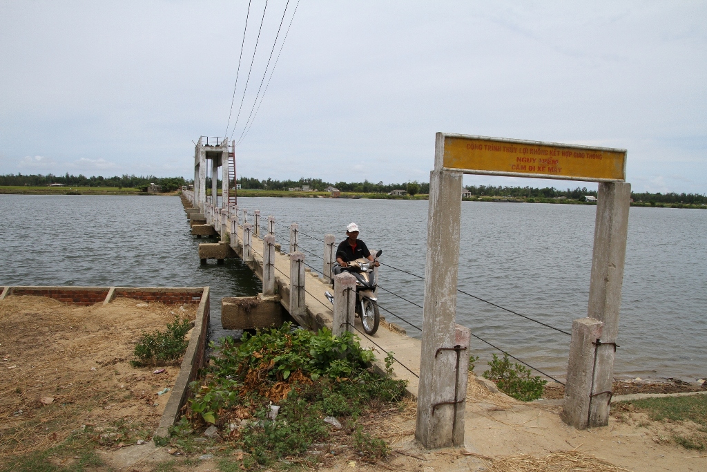 Rùng rợn  khi đi qua cầu "vĩnh biệt" ở Quảng Nam 19