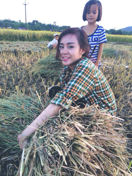 Ch&aacute;n sexy, &ldquo;b&agrave; Tưng&rdquo; bỗng dưng th&agrave;nh g&aacute;i qu&ecirc; 1