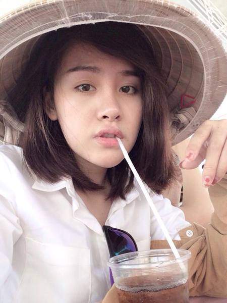 Ch&aacute;n sexy, &ldquo;b&agrave; Tưng&rdquo; bỗng dưng th&agrave;nh g&aacute;i qu&ecirc; 8