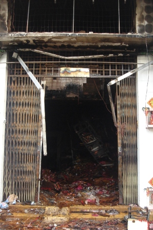 Ch&aacute;y lớn khu d&acirc;n cư, 3 người thiệt mạng 1