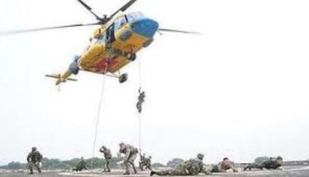 Diễn tập chữa cháy CNCH bằng trực thăng 1