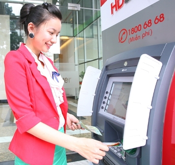 5 ph&uacute;t l&agrave; c&oacute; thẻ&hellip; ATM 1