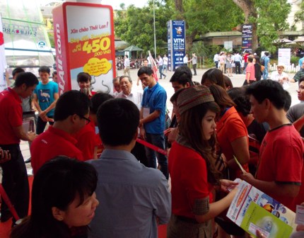 500 v&eacute; m&aacute;y bay VietJet chỉ từ 199.000 đồng tại Hội chợ VITM 2014 1
